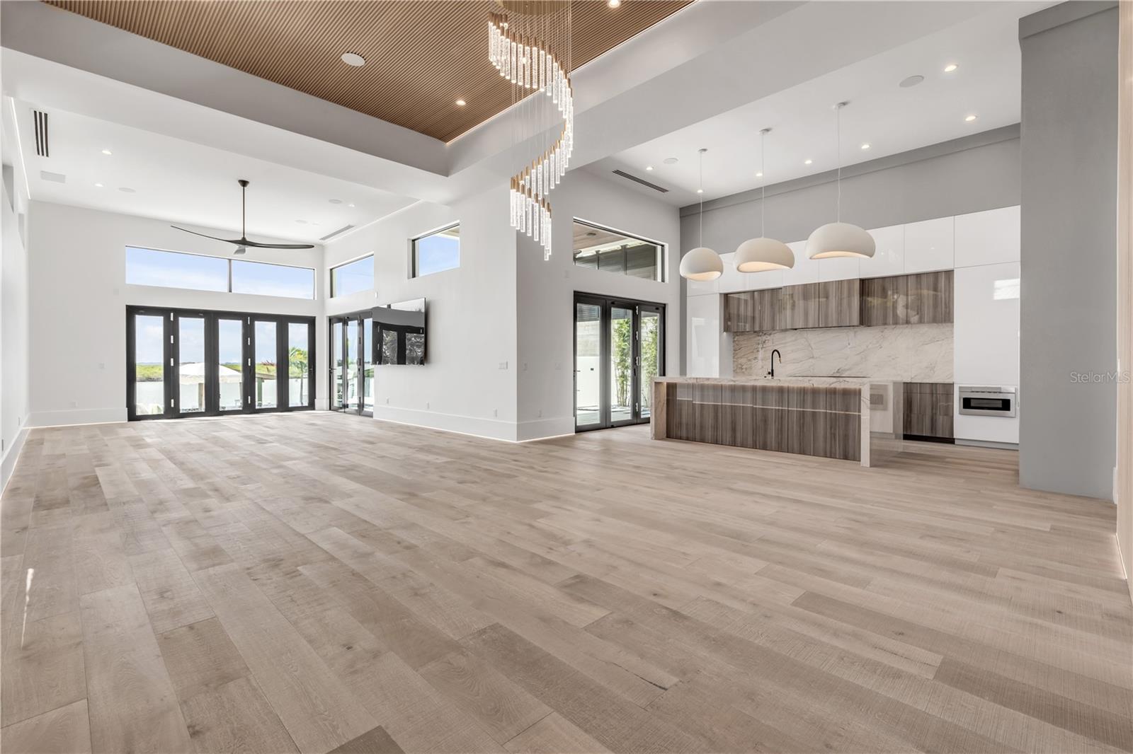 Image 9 of 95 For 1194 Peninsula Avenue