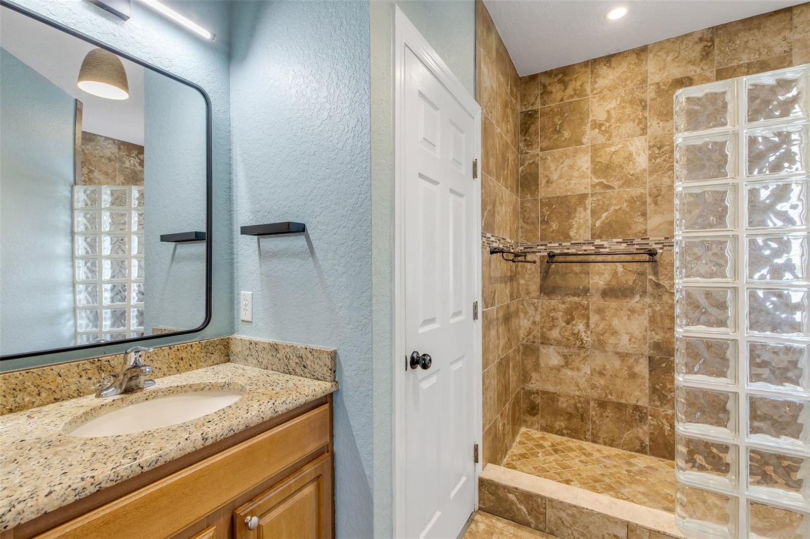 Image 42 of 95 For 330 Country Circle Drive E