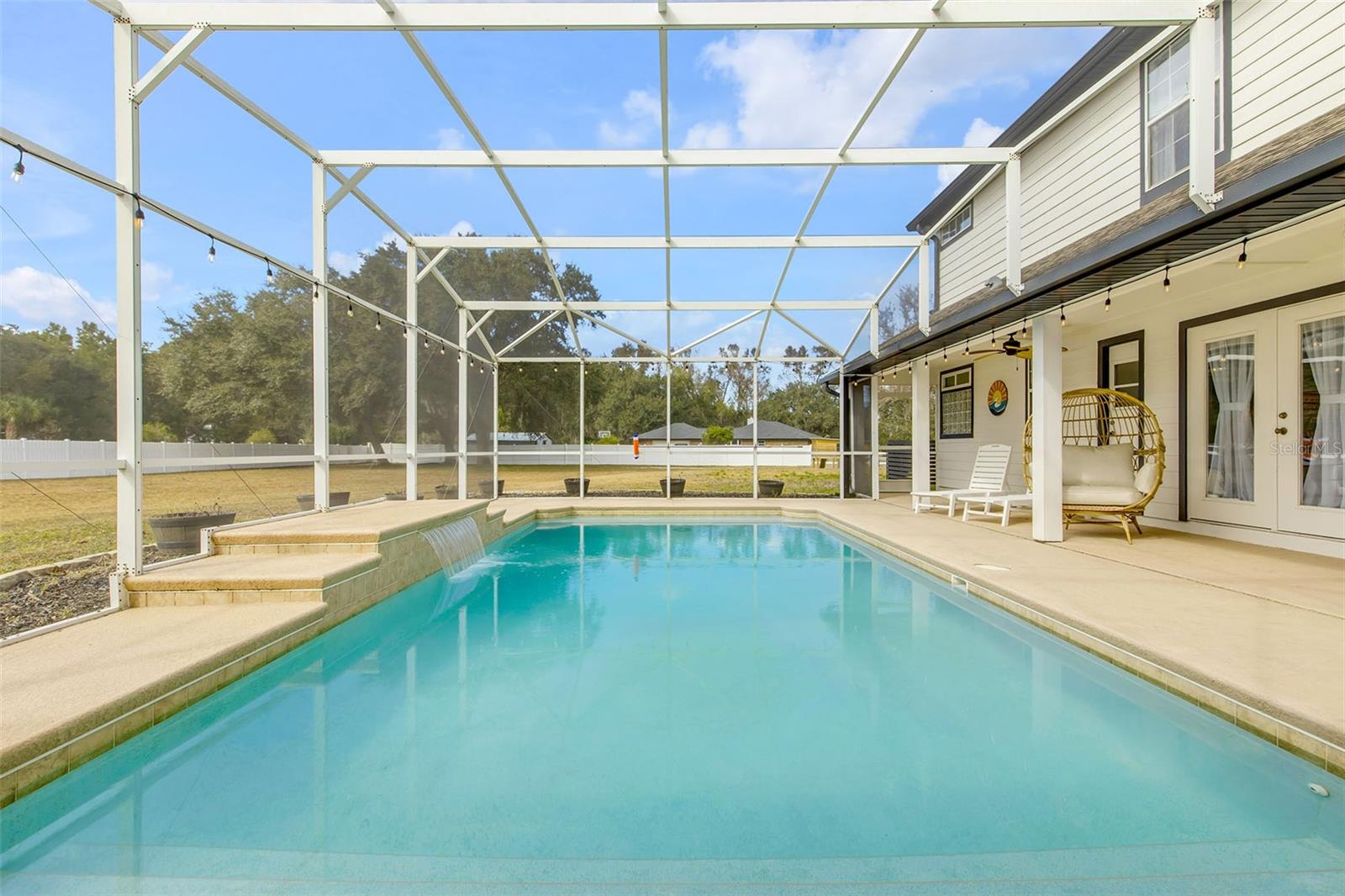 Image 66 of 95 For 330 Country Circle Drive E