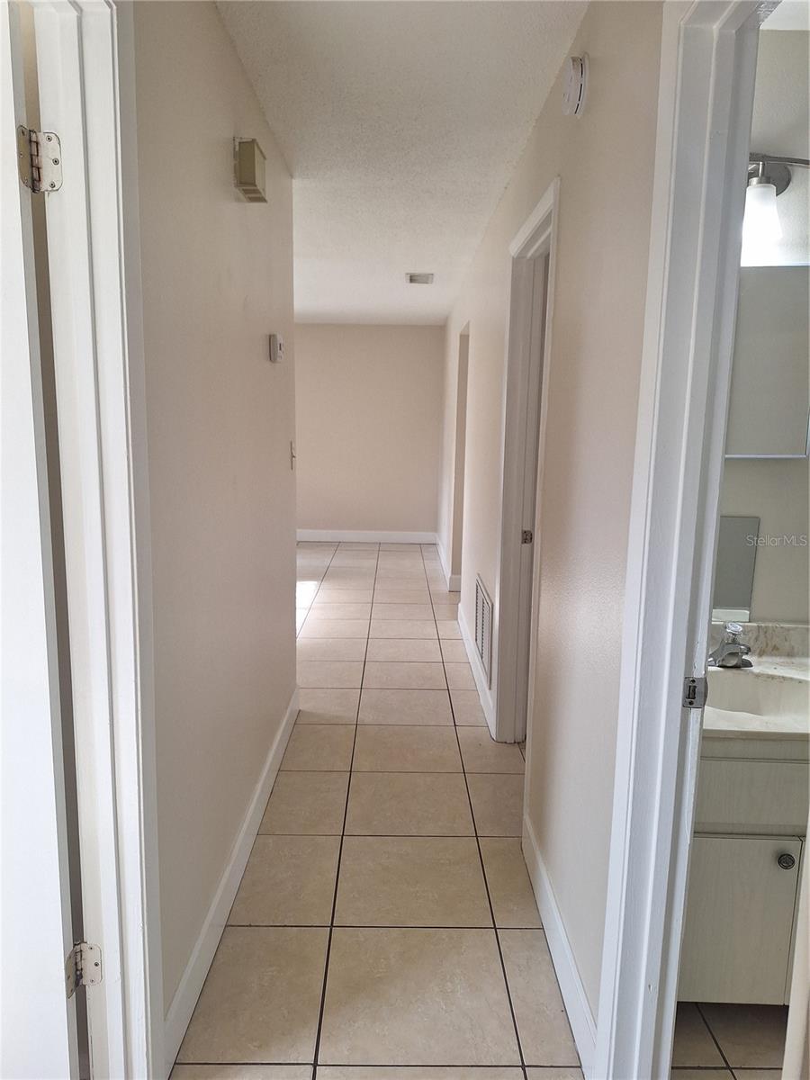 Image 13 of 21 For 607 Edward Street