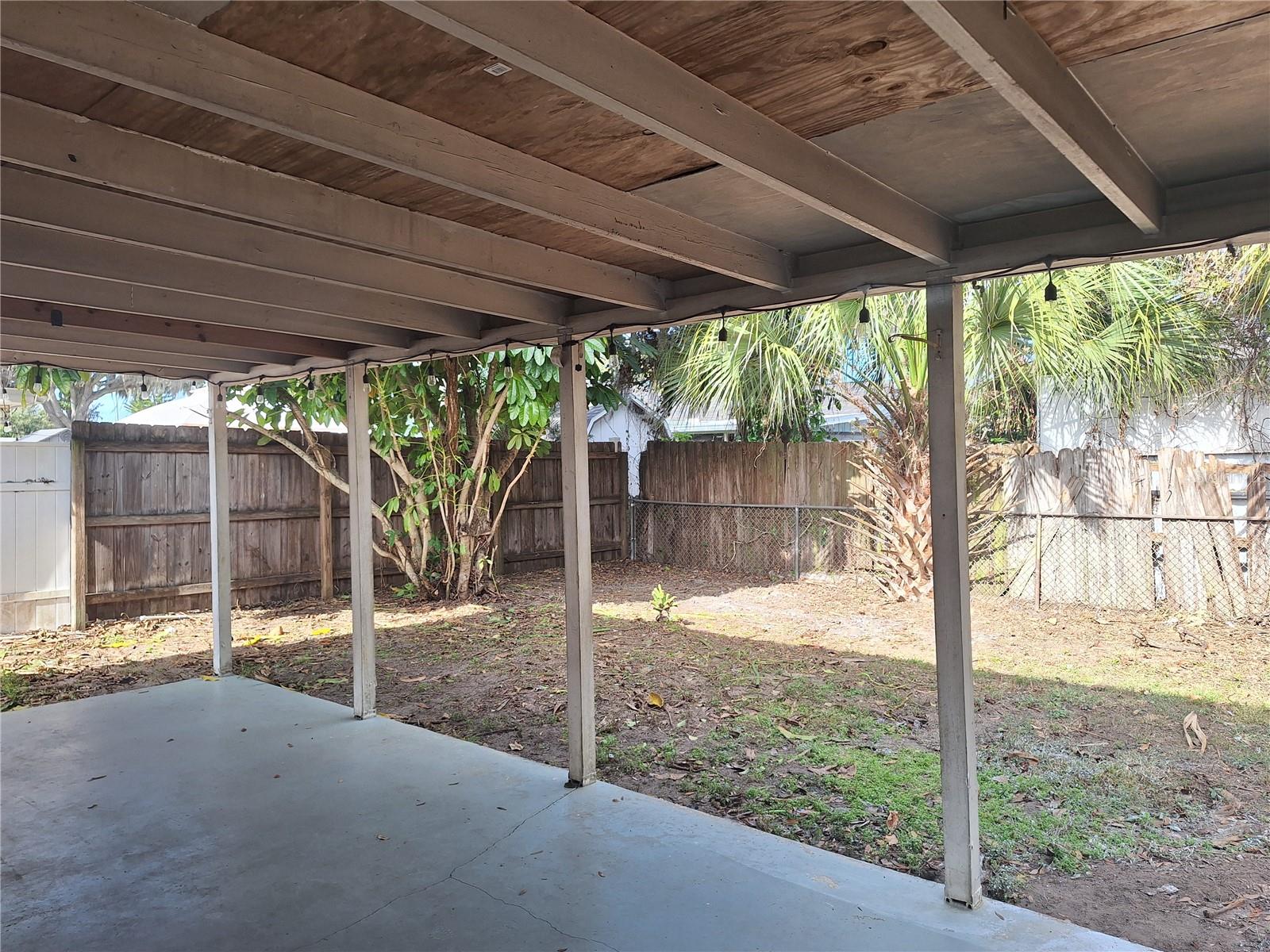 Image 19 of 21 For 607 Edward Street