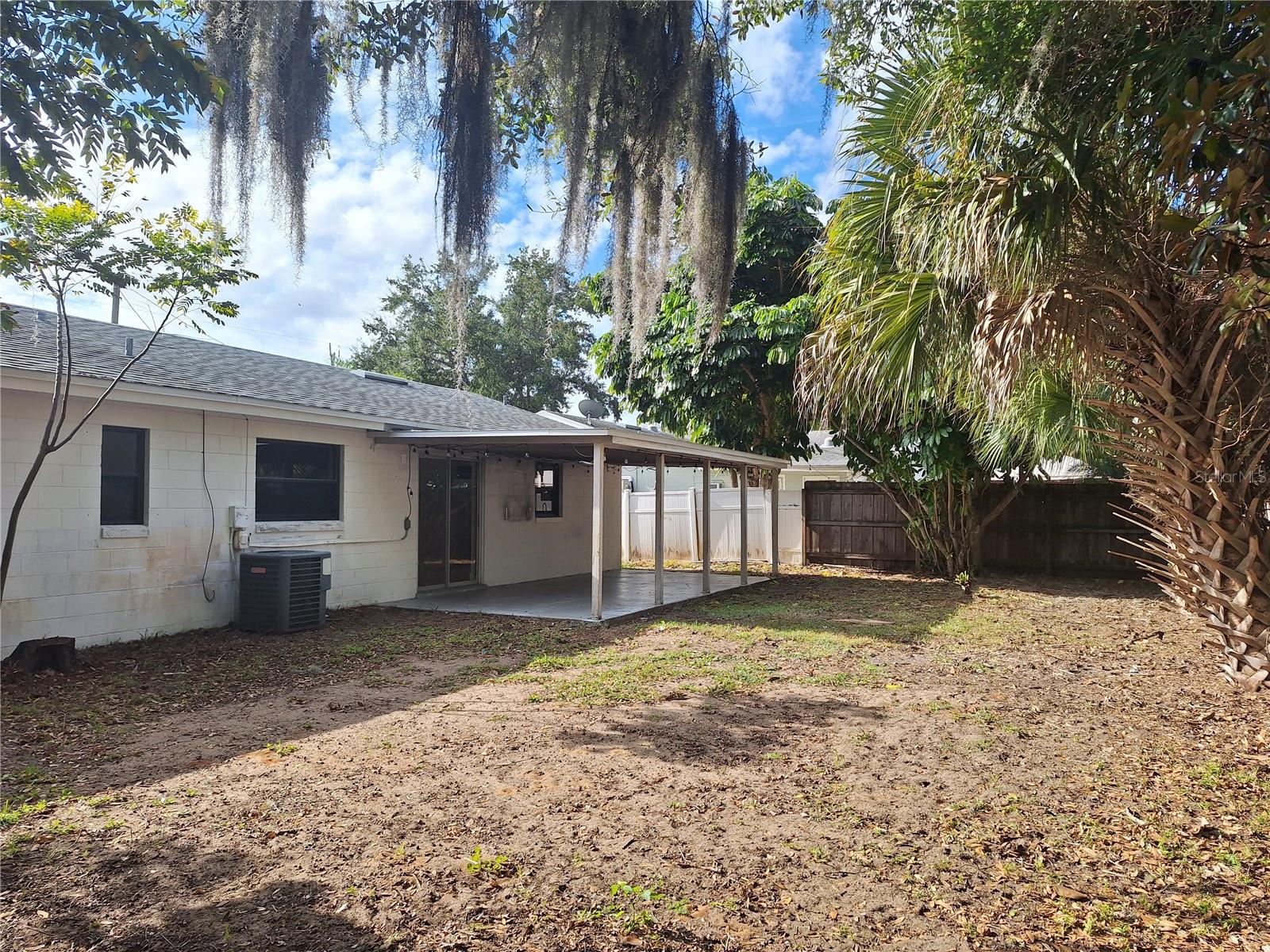 Image 20 of 21 For 607 Edward Street