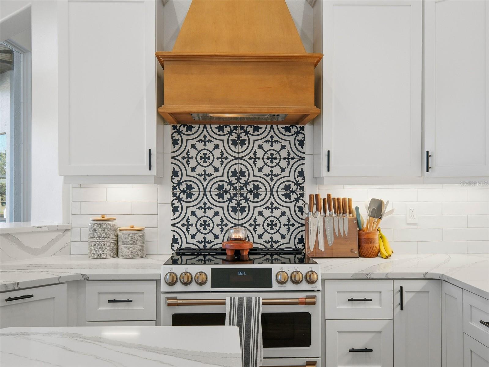 Image 10 of 62 For 1969 Glencoe Road