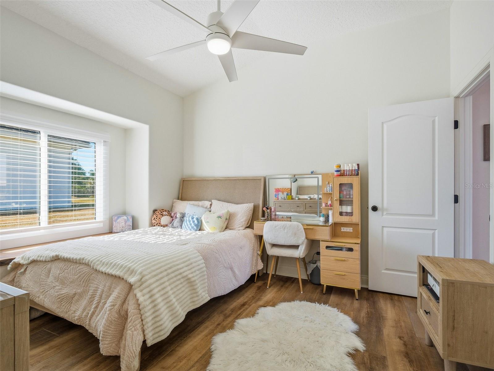 Image 31 of 62 For 1969 Glencoe Road