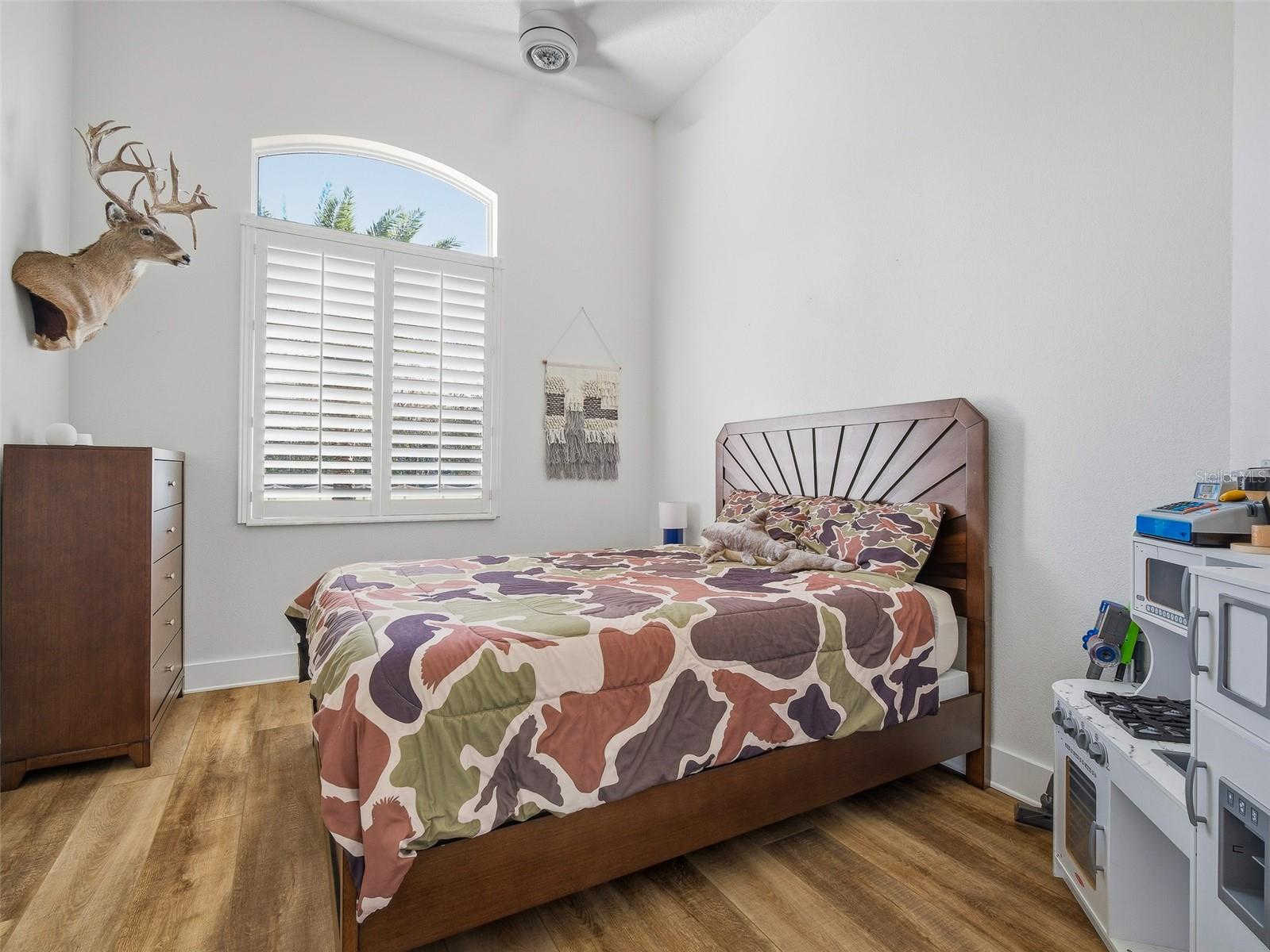 Image 34 of 62 For 1969 Glencoe Road