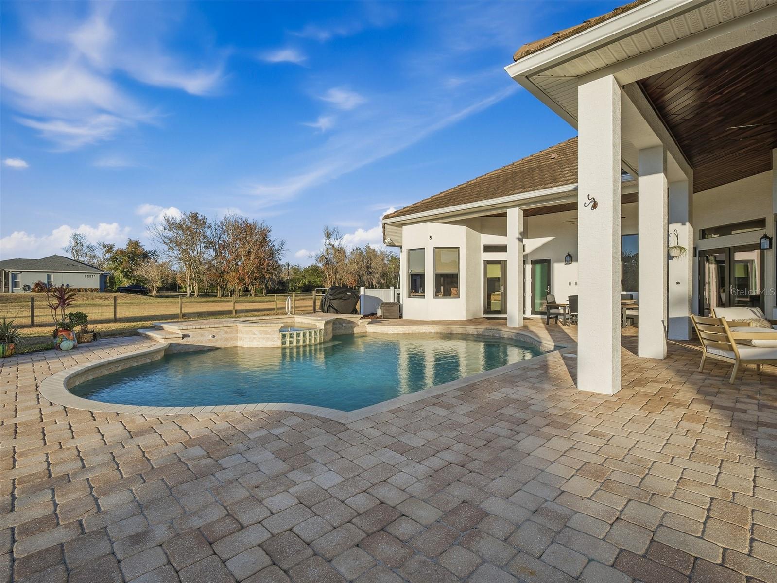 Image 41 of 62 For 1969 Glencoe Road