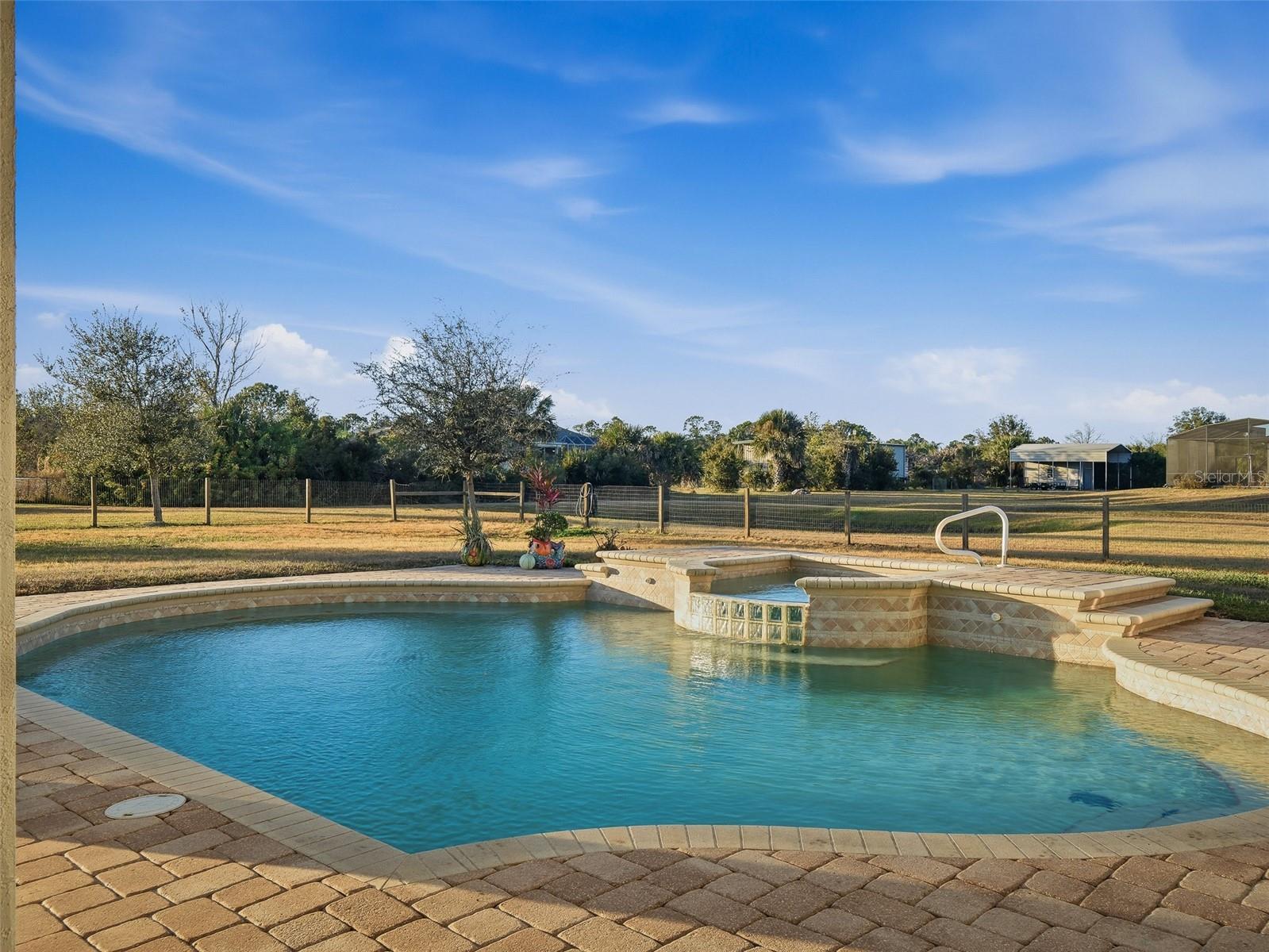 Image 44 of 62 For 1969 Glencoe Road