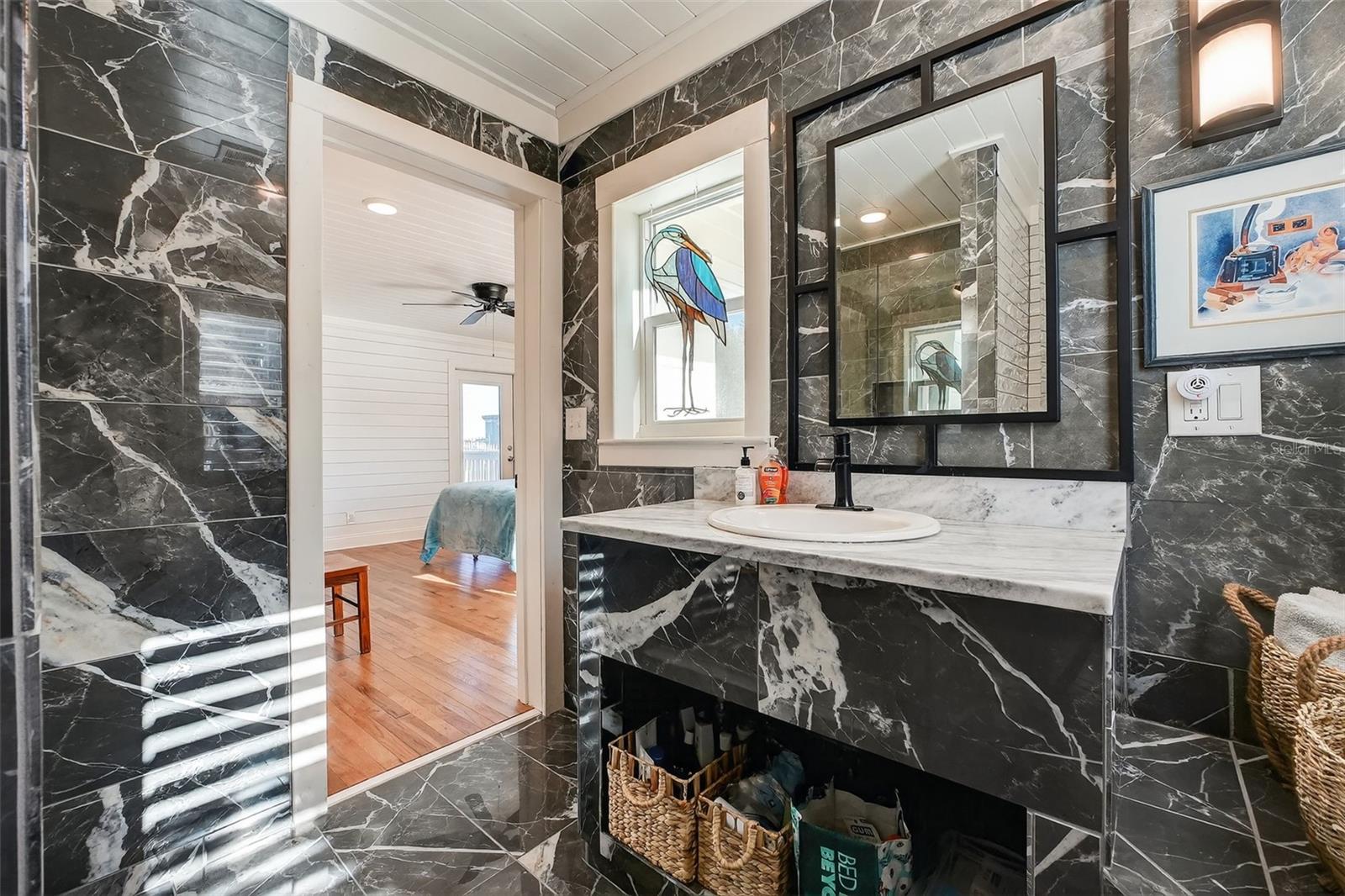 Image 33 of 70 For 6118 Atlantic Avenue