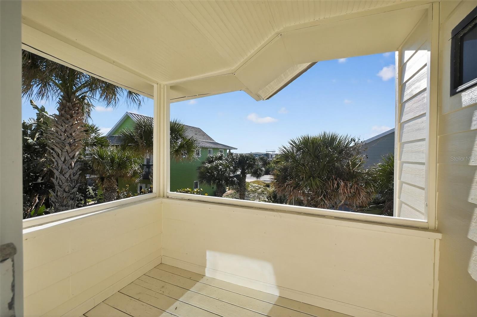 Image 38 of 70 For 6118 Atlantic Avenue