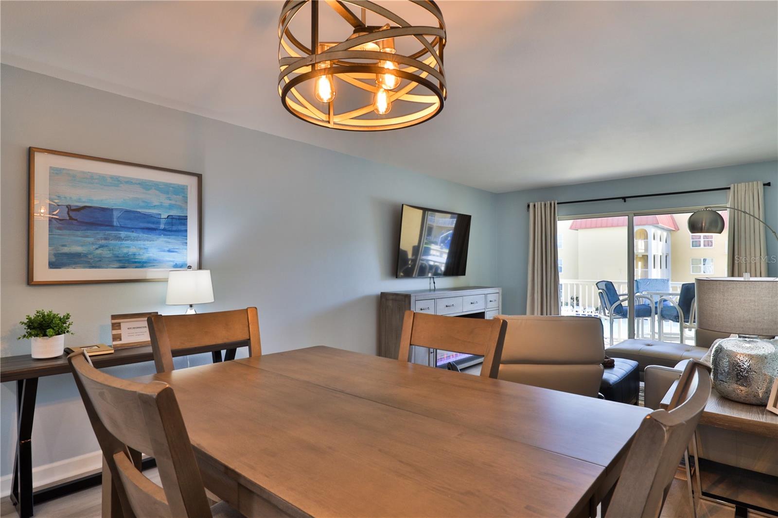 Image 9 of 27 For 3801 Atlantic Avenue Ut204