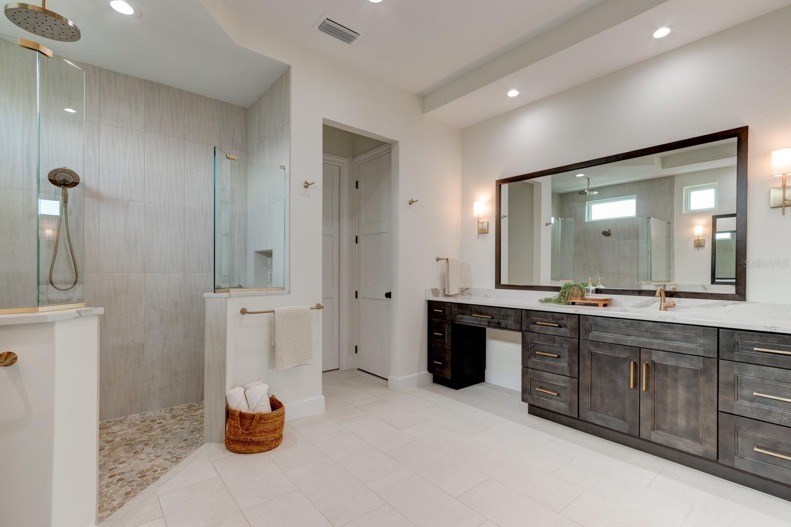 Image 19 of 49 For 6555 Engram Road