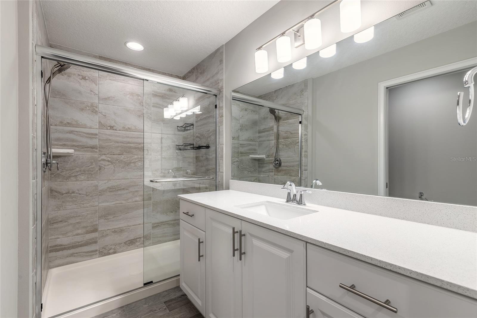 Image 20 of 71 For 3461 Medici Boulevard