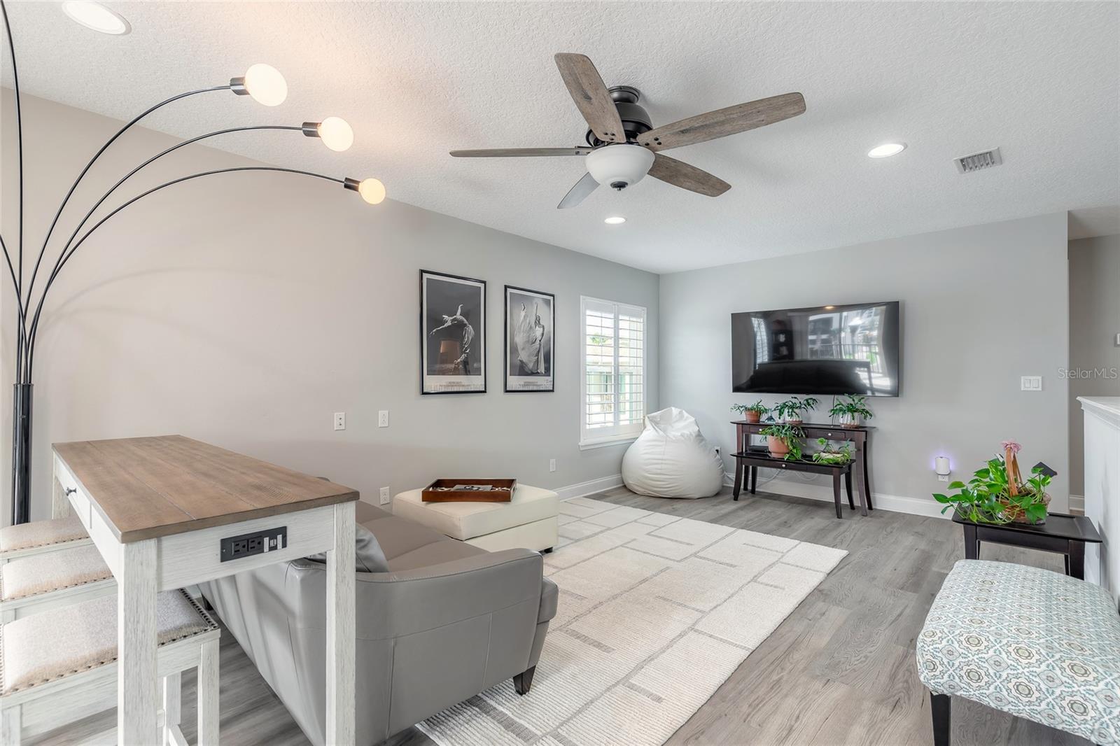 Image 23 of 71 For 3461 Medici Boulevard