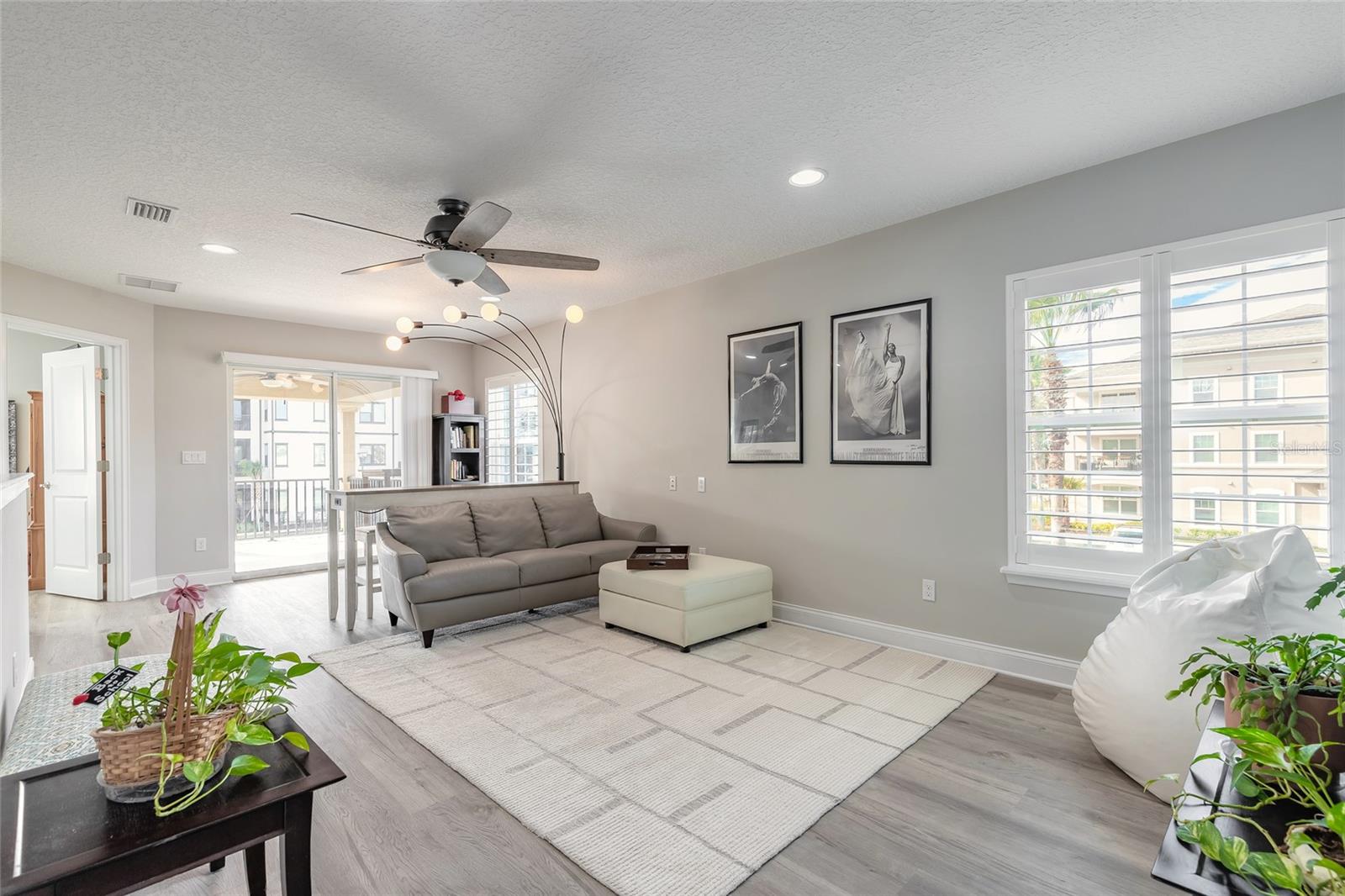 Image 4 of 71 For 3461 Medici Boulevard