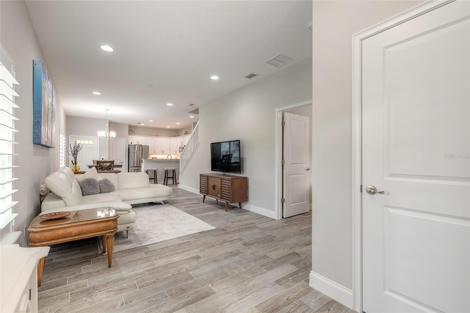 Image 43 of 71 For 3461 Medici Boulevard