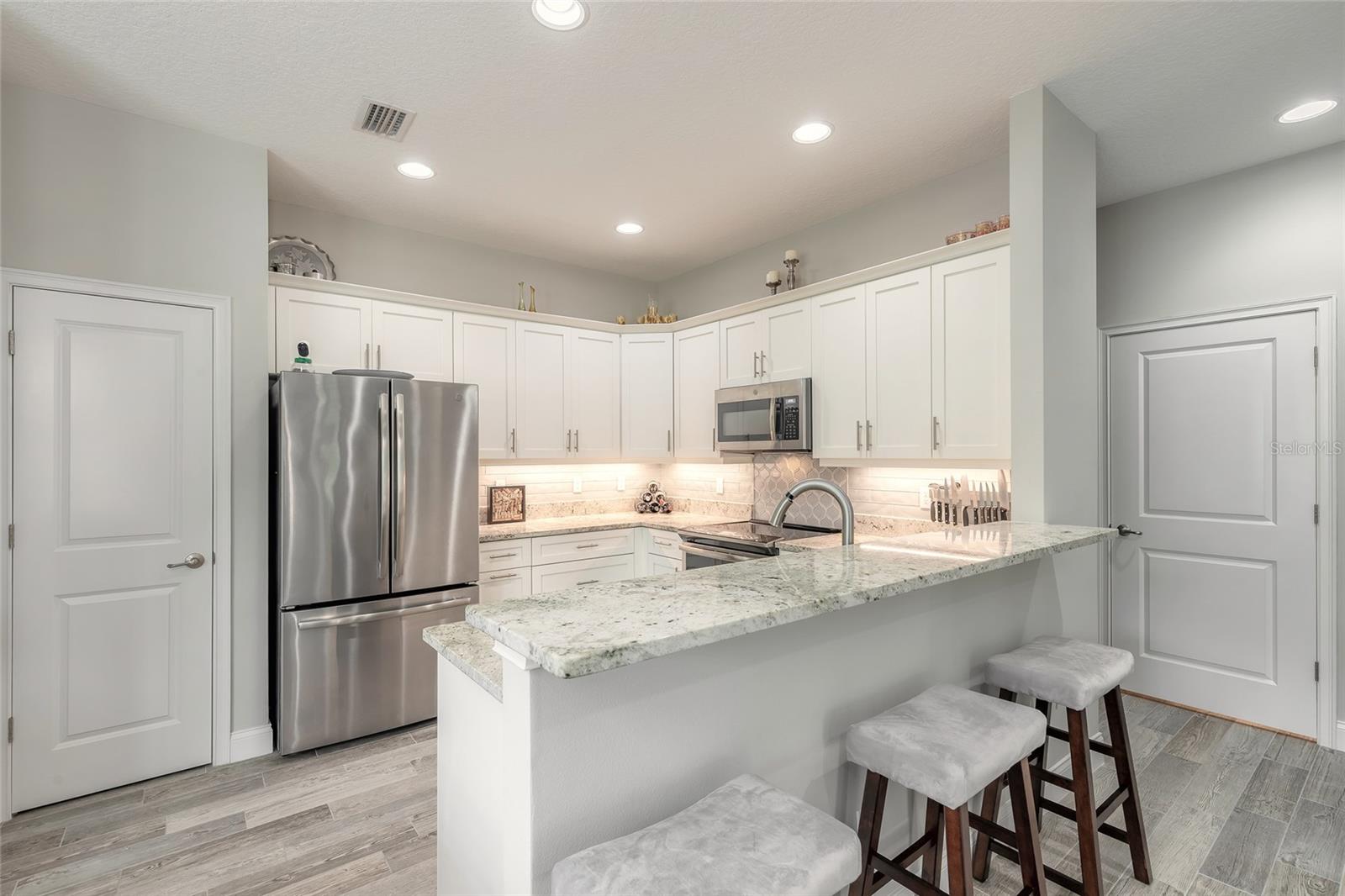 Image 7 of 71 For 3461 Medici Boulevard