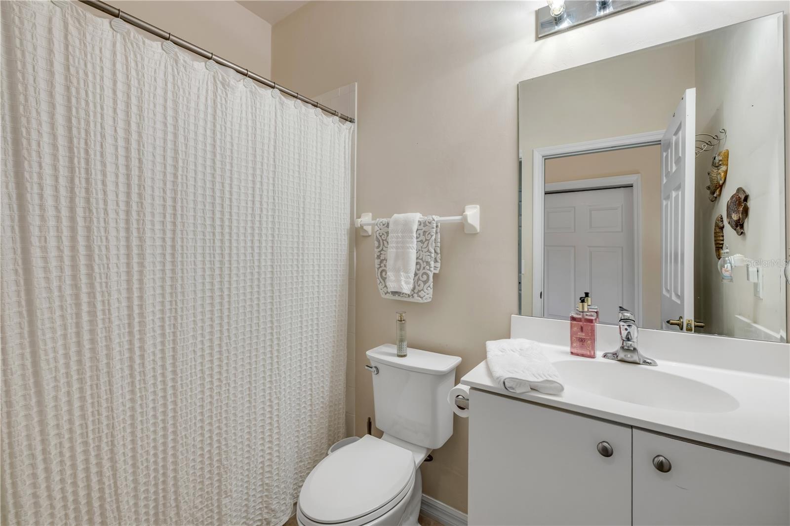 Image 31 of 68 For 3621 Casello Drive