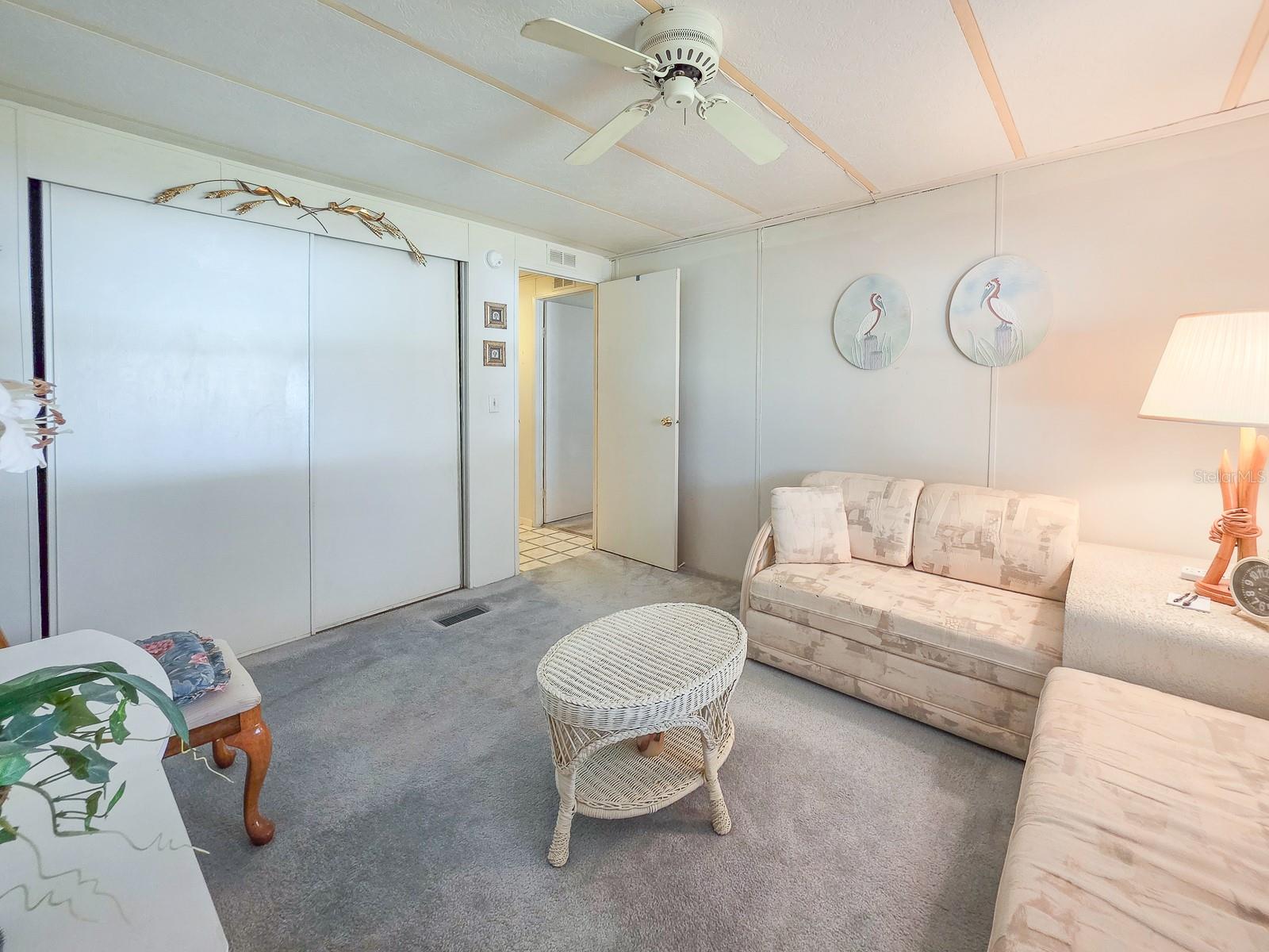 Image 26 of 42 For 719 Dove Avenue