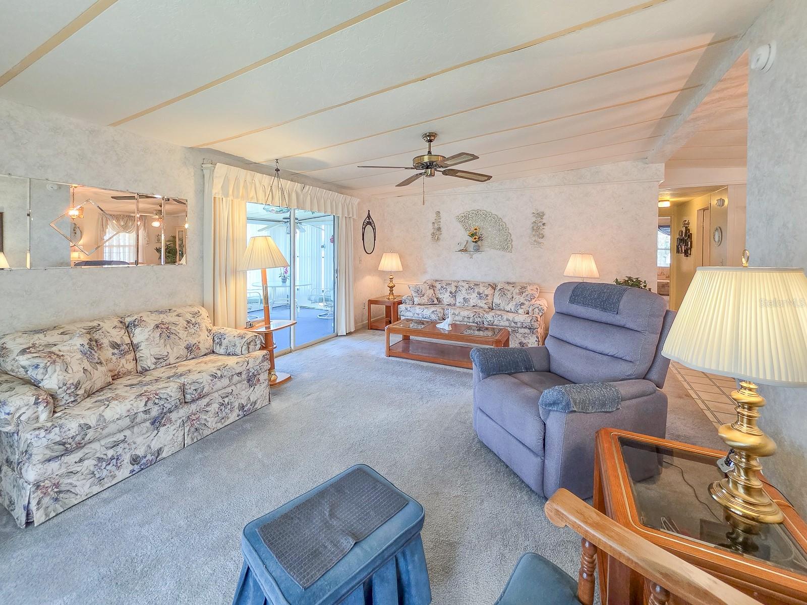 Image 8 of 42 For 719 Dove Avenue