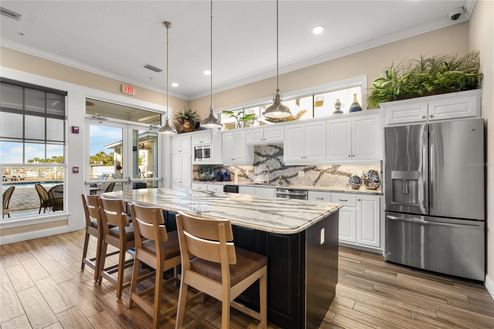 Image 41 of 50 For 1 Riverwalk Drive 401