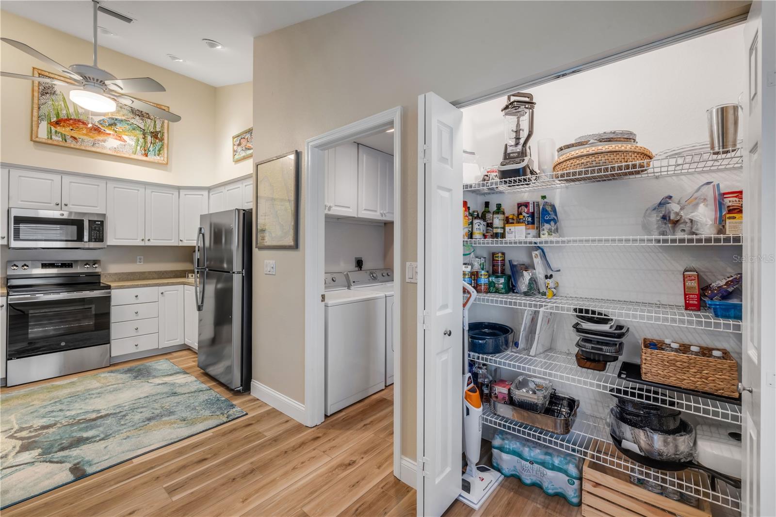 Image 14 of 44 For 682 Middlebury Loop