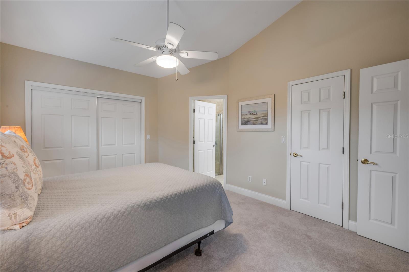 Image 29 of 44 For 682 Middlebury Loop