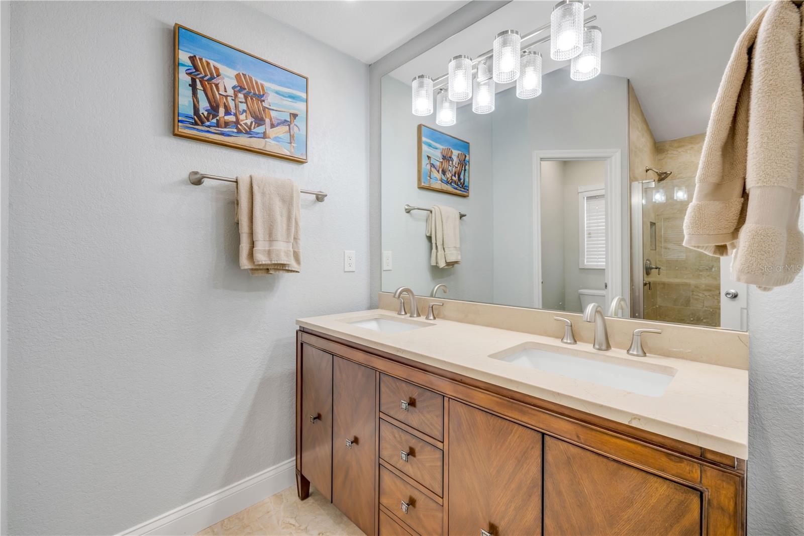 Image 33 of 44 For 682 Middlebury Loop