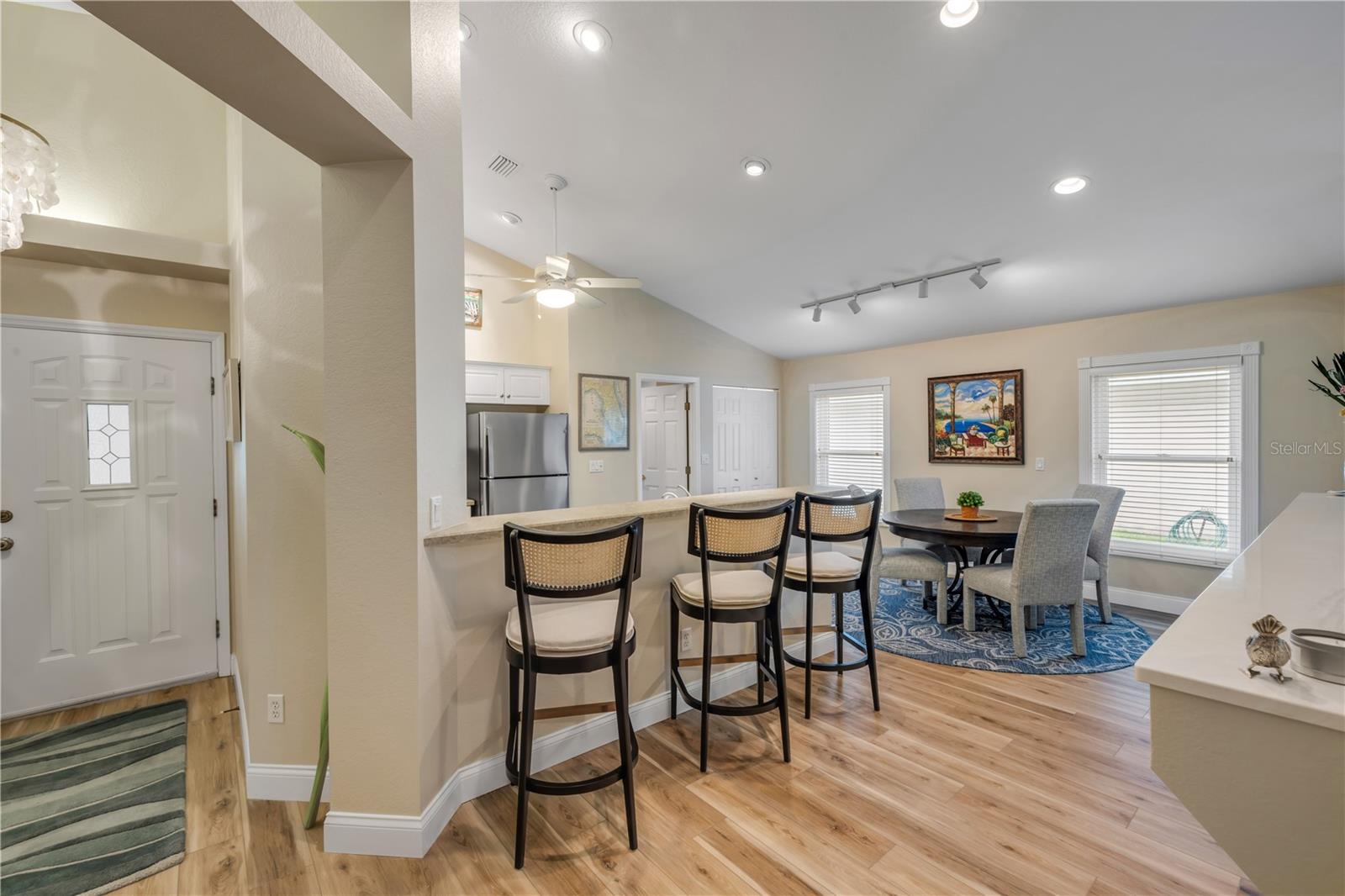 Image 9 of 44 For 682 Middlebury Loop