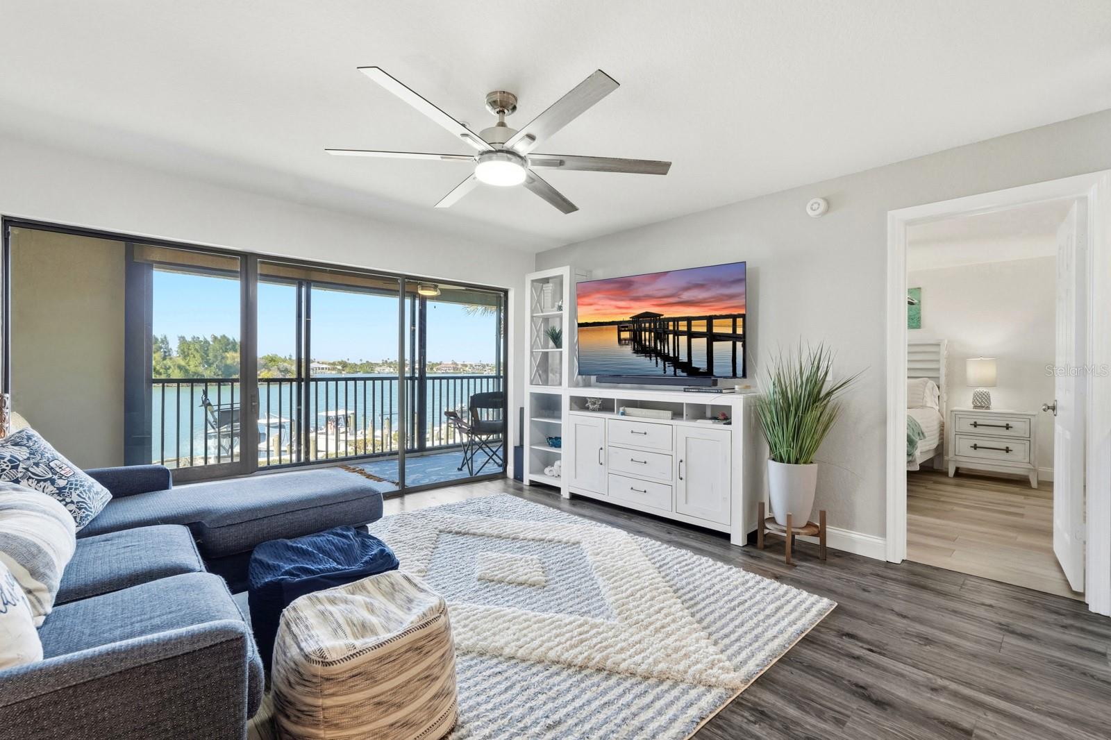 Image 17 of 49 For 458 Bouchelle Drive 203