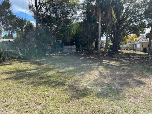 Image 27 of 30 For 408 Oak Street