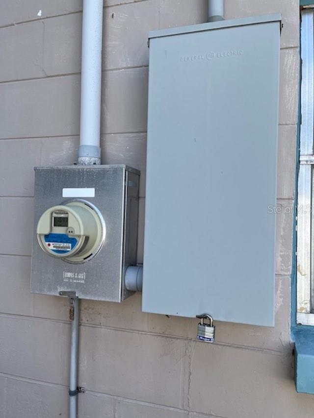 Image 30 of 30 For 408 Oak Street