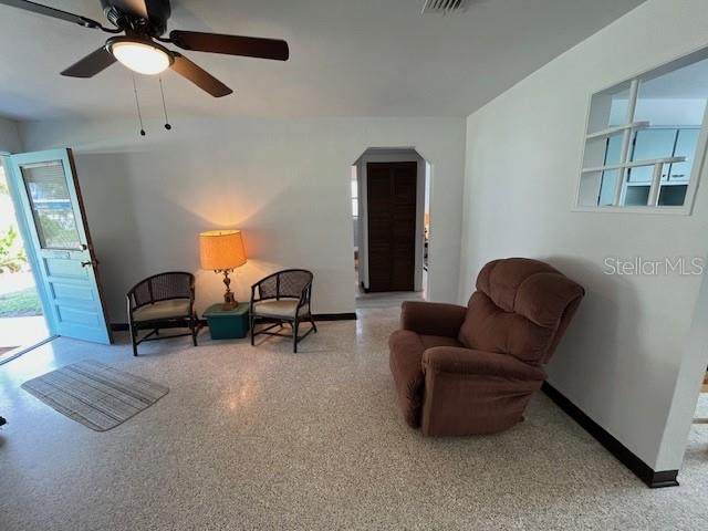 Image 6 of 30 For 408 Oak Street