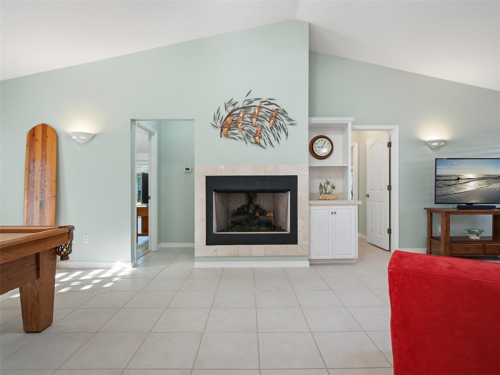 Image 16 of 62 For 2014 Peninsula Avenue