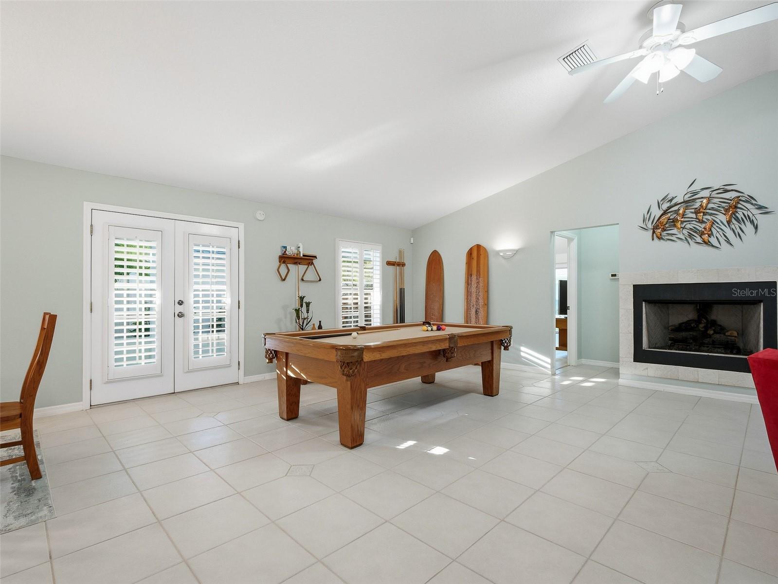 Image 17 of 62 For 2014 Peninsula Avenue