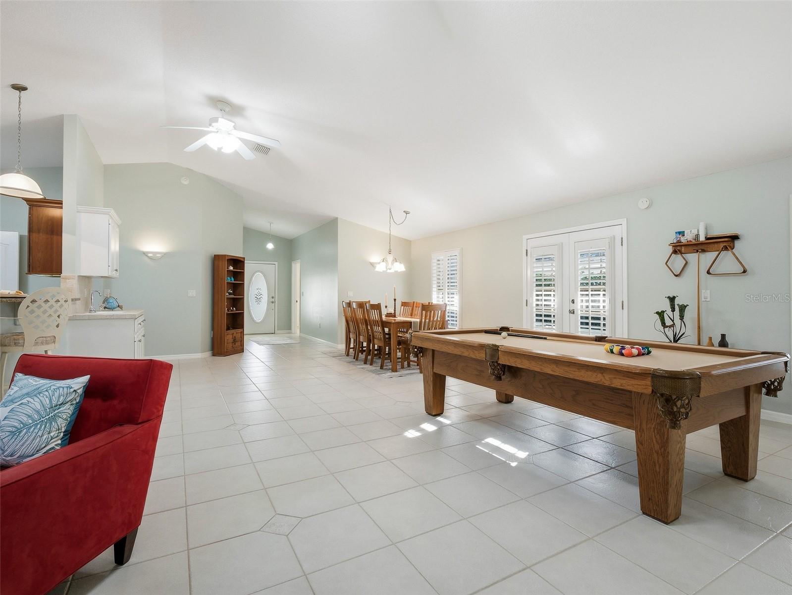 Image 18 of 62 For 2014 Peninsula Avenue