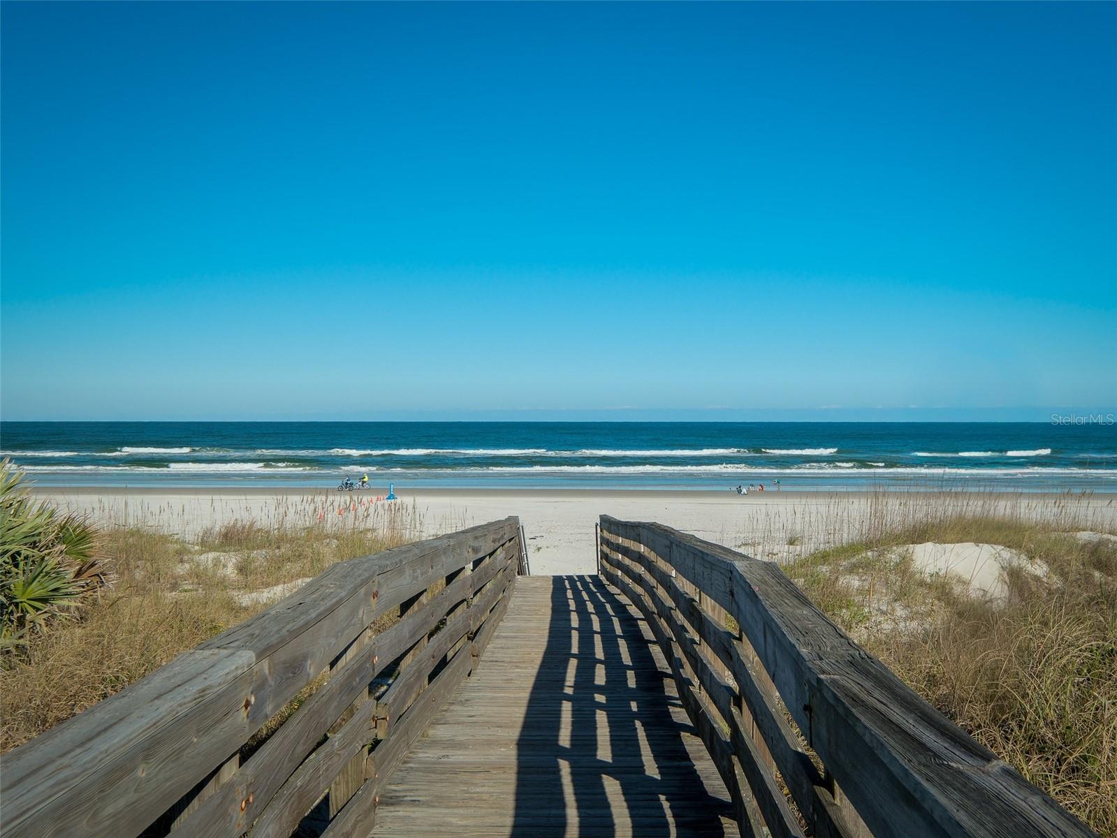 Image 2 of 62 For 2014 Peninsula Avenue