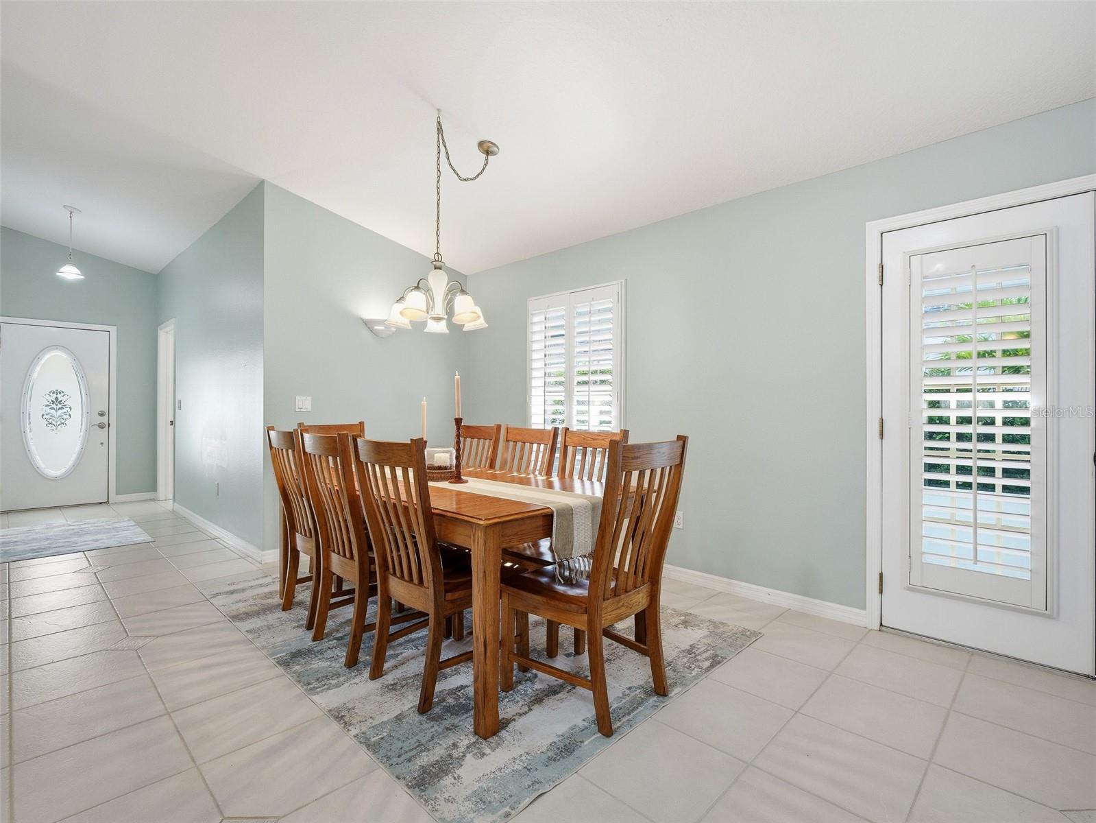 Image 20 of 62 For 2014 Peninsula Avenue