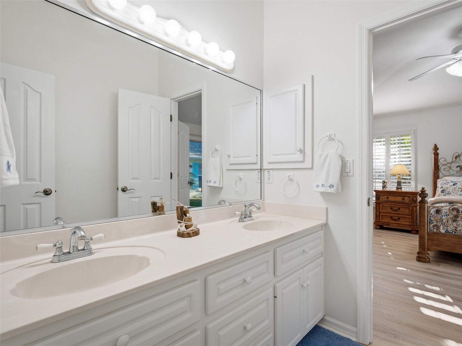 Image 35 of 62 For 2014 Peninsula Avenue