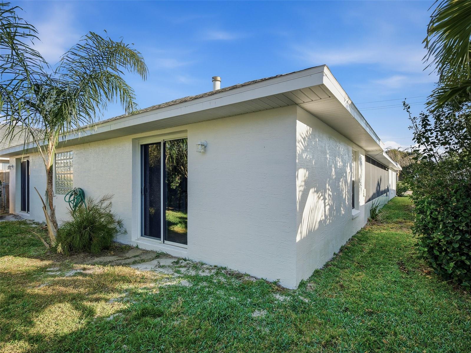 Image 48 of 62 For 2014 Peninsula Avenue