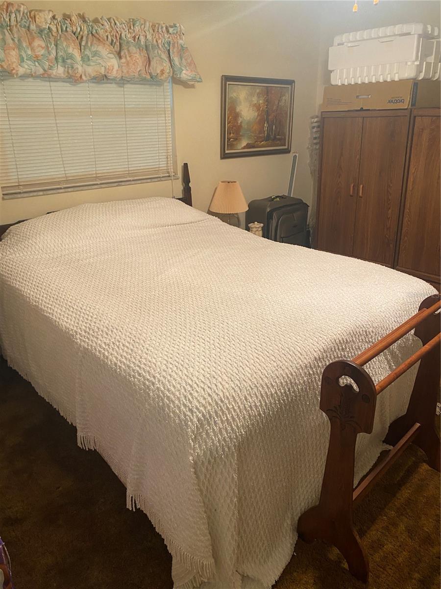 Image 19 of 39 For 2432 Woodland Drive