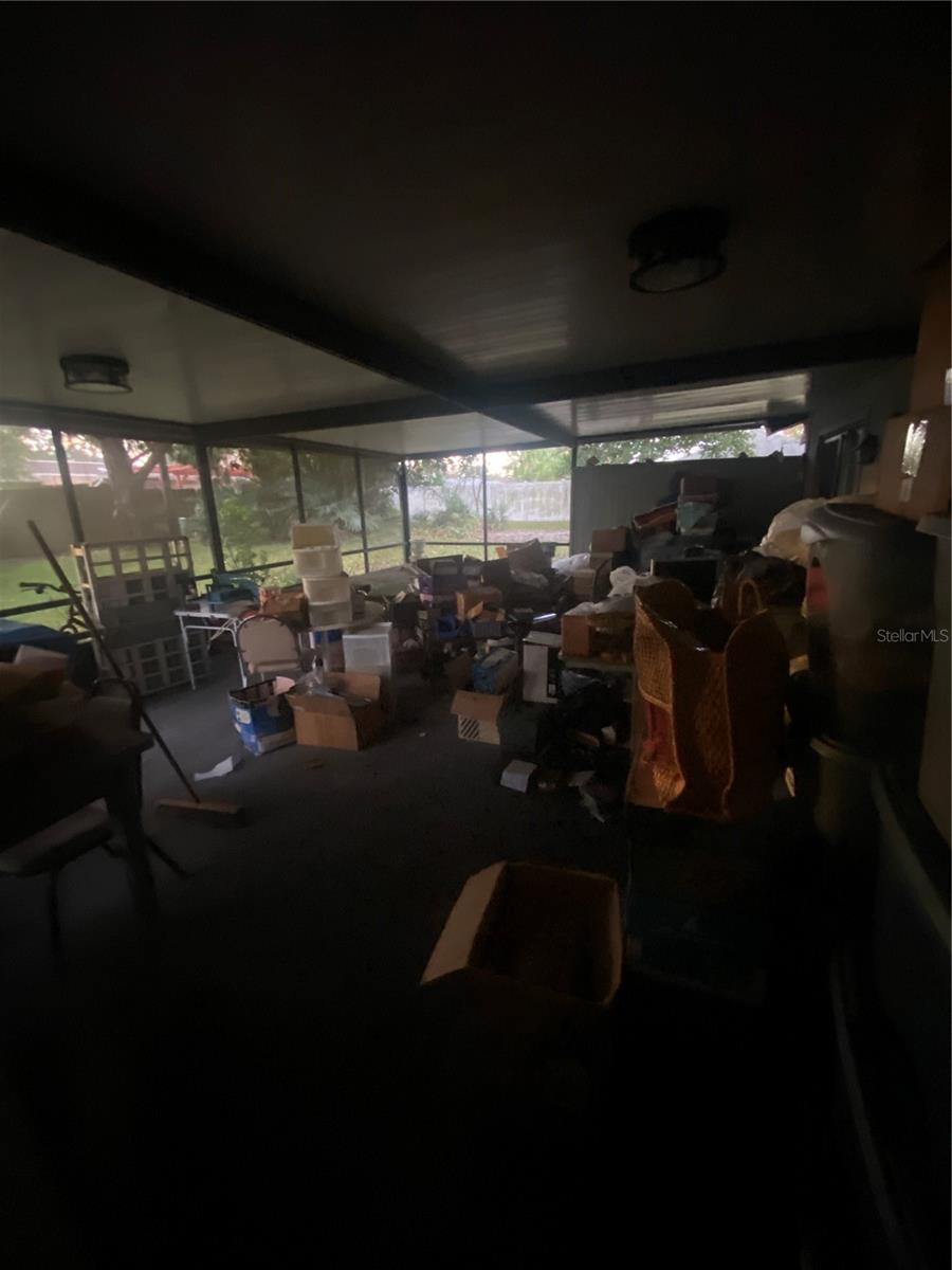 Image 21 of 39 For 2432 Woodland Drive