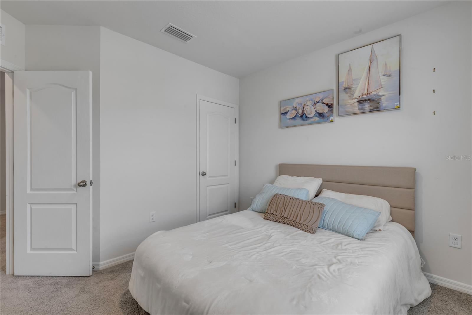 Image 29 of 65 For 2724 Silver Canoe Drive