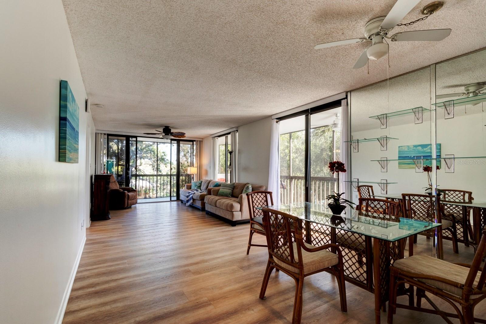 Image 12 of 50 For 300 Columbia Drive 208-1