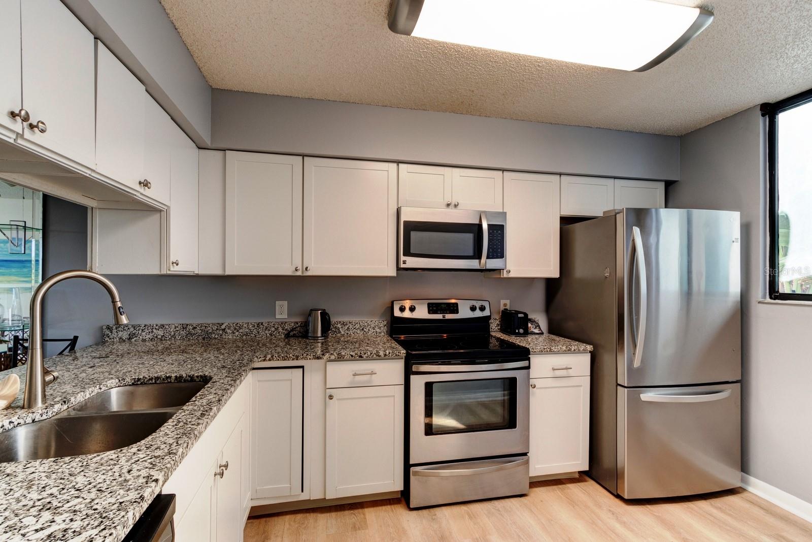 Image 13 of 50 For 300 Columbia Drive 208-1