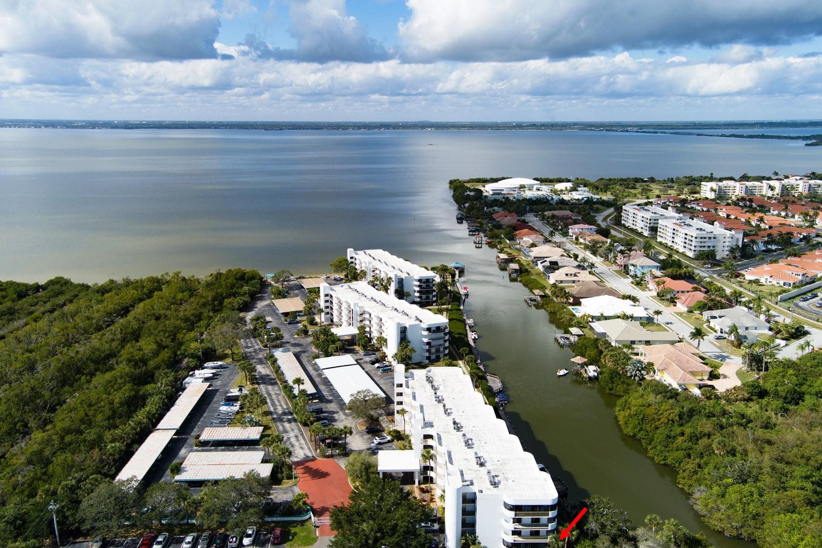 Image 2 of 50 For 300 Columbia Drive 208-1