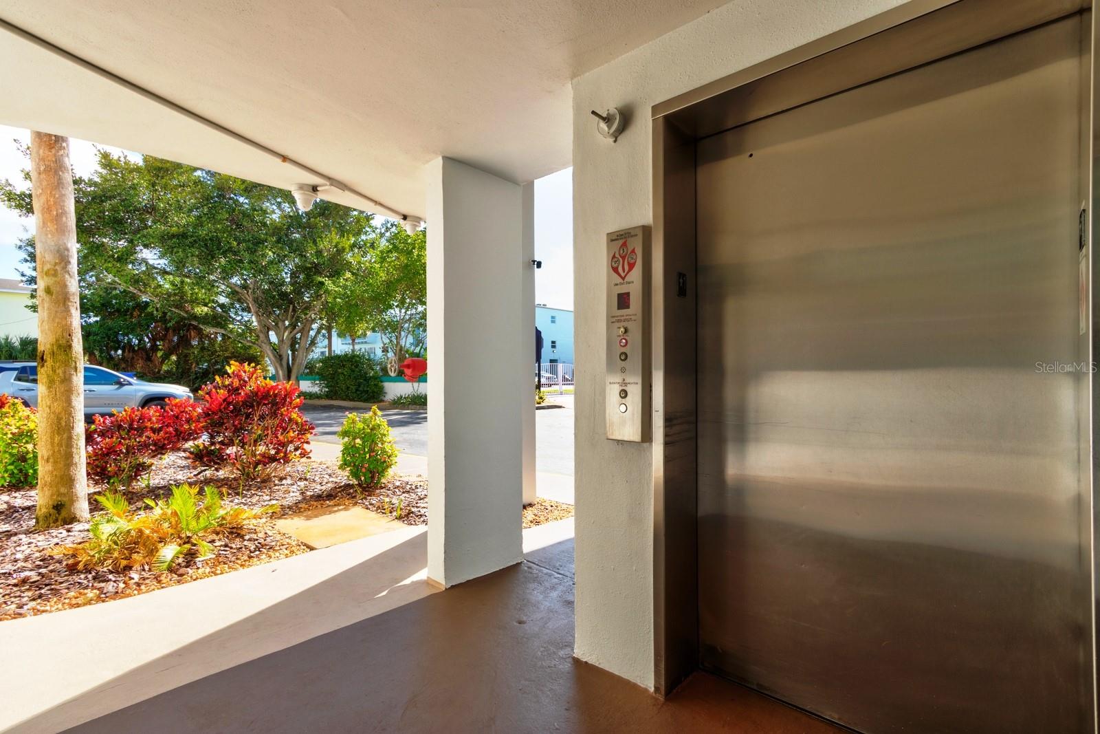 Image 25 of 50 For 300 Columbia Drive 208-1