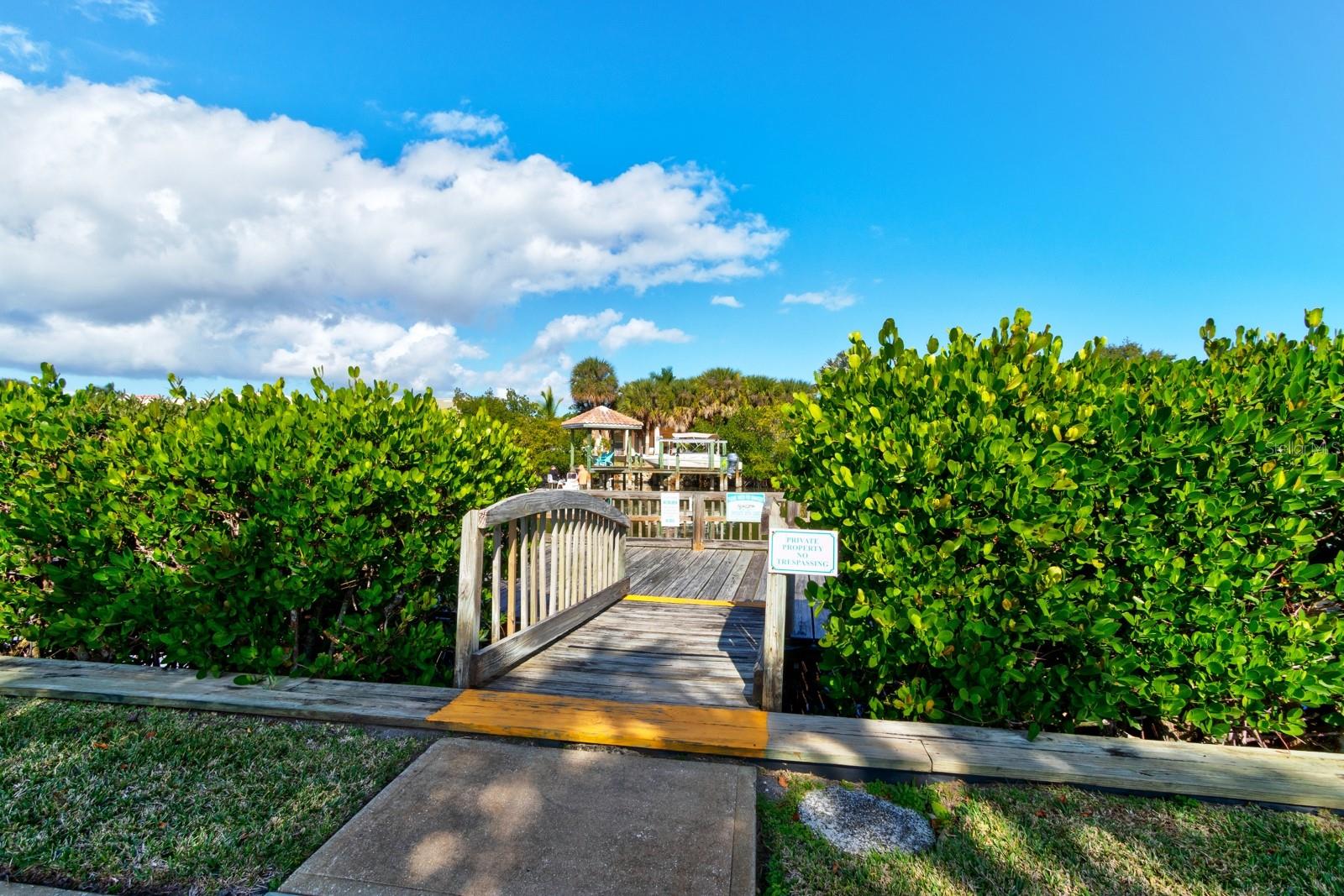 Image 26 of 50 For 300 Columbia Drive 208-1