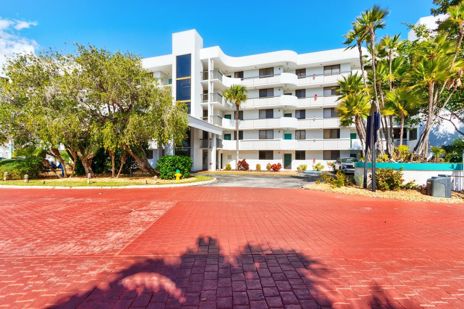 Image 29 of 50 For 300 Columbia Drive 208-1