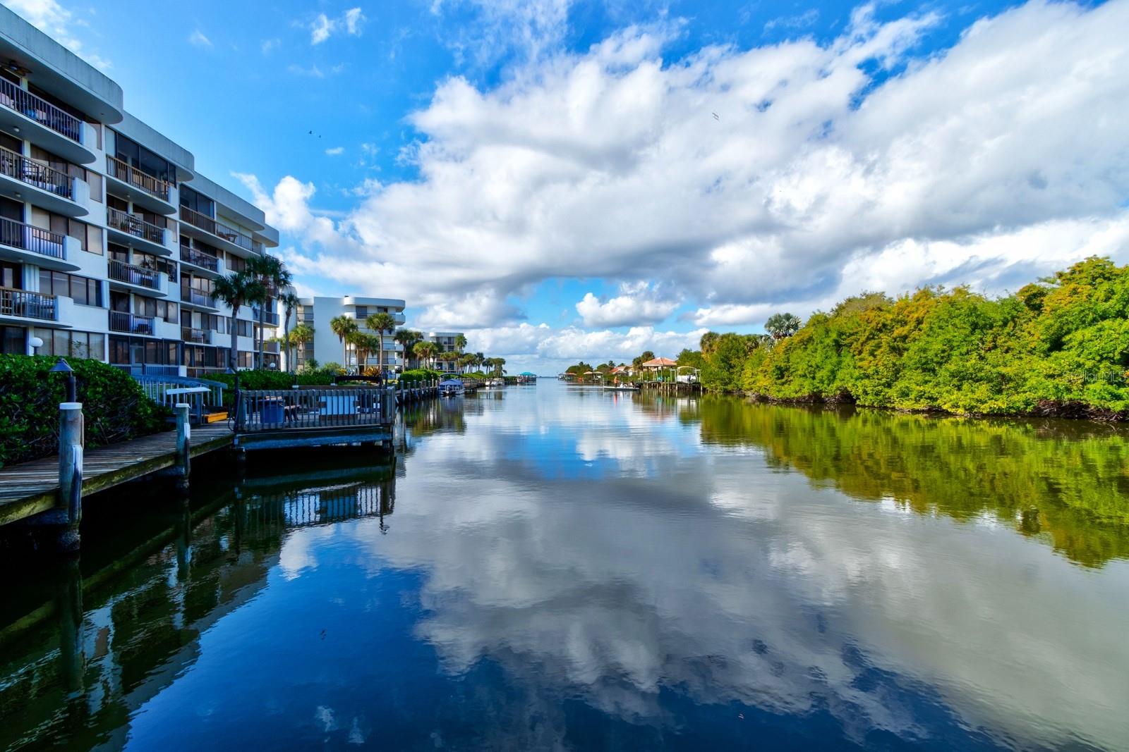 Image 31 of 50 For 300 Columbia Drive 208-1