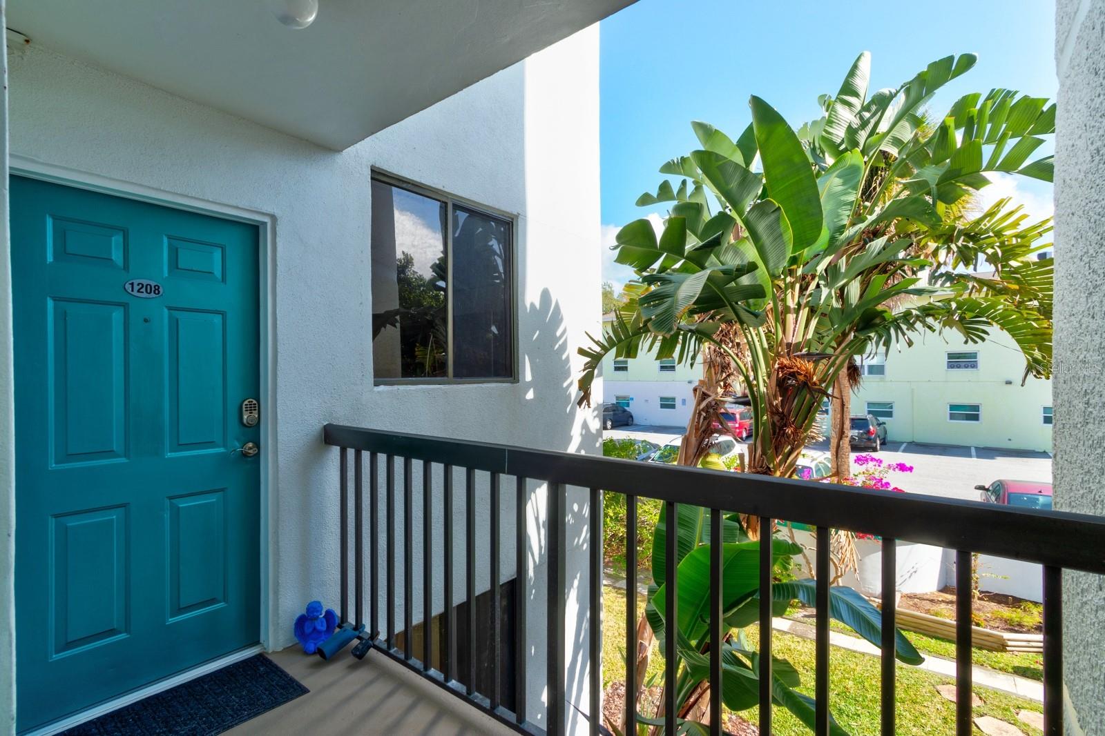 Image 4 of 50 For 300 Columbia Drive 208-1